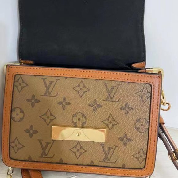 LV classic flap ladies bag Daphne bag, Shoulder Bags display picture 3